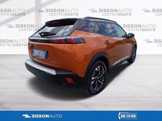 PEUGEOT e-2008 GT-LINE