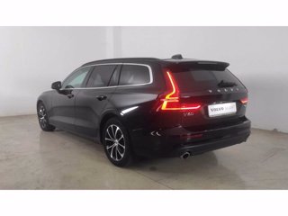 VOLVO V60 Momentum Business Pro, B4 mild Hybrid (D)