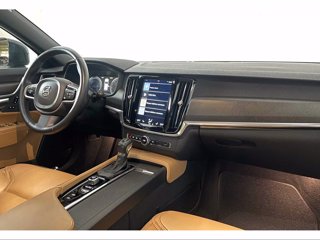 VOLVO V90 Cross Country D4 AWD CC PRO GEAR