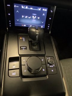 MAZDA Mx-30 17,8kwh r ev phev makoto driver assistance & sound sunroof