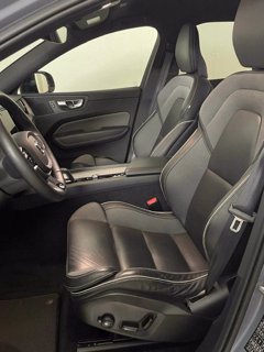 VOLVO XC60 R-Design, B4 AWD mild hybrid (D)