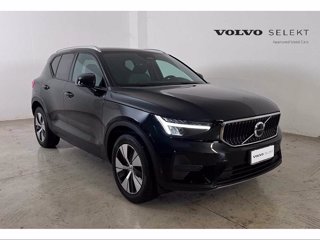 VOLVO XC40 Core, B3 mild hybrid, Benzina