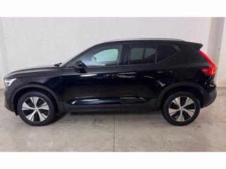 VOLVO XC40 Core, B3 mild hybrid, Benzina