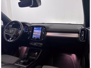 VOLVO XC40 Core, B3 mild hybrid, Benzina