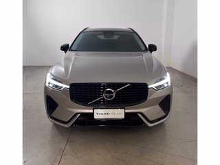 VOLVO XC60 Recharge Plus, T6 AWD ibrido plug-in, Elettrica/Benzina, Dark