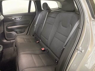 VOLVO V60 Momentum Core, B4 mild hybrid (D) automatico