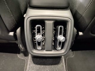 VOLVO XC40 Core, B3 Mild hybrid, Benzina