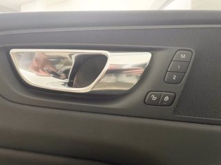 VOLVO XC60 B4 Mild Hybrid (Diesel) AWD Inscription Geartronic