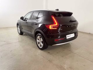 VOLVO XC40 Core, B3 Mild hybrid, Benzina
