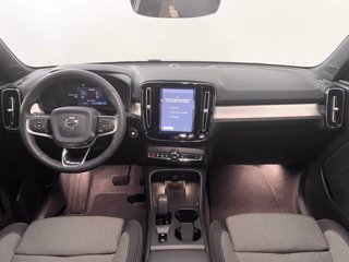 VOLVO XC40 Core, B3 Mild hybrid, Benzina
