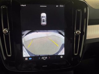 VOLVO XC40 Core, B3 Mild hybrid, Benzina