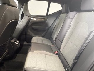 VOLVO XC40 Core, B3 Mild hybrid, Benzina