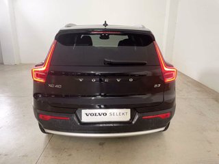 VOLVO XC40 Core, B3 Mild hybrid, Benzina