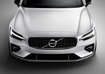 265661 V60 R Design In Crystal White Pearl