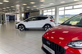 Ponte Alto Vicenza Ford Store 07