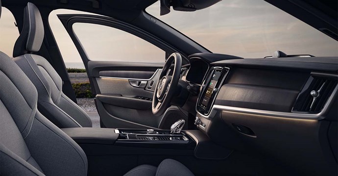 Volvo V90 Recharge Vicenza Padova Bassano Schio 1200X628