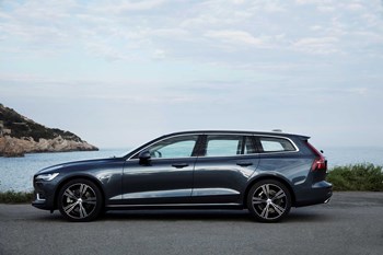 228903 New Volvo V60 D4 Inscription Denim Blue