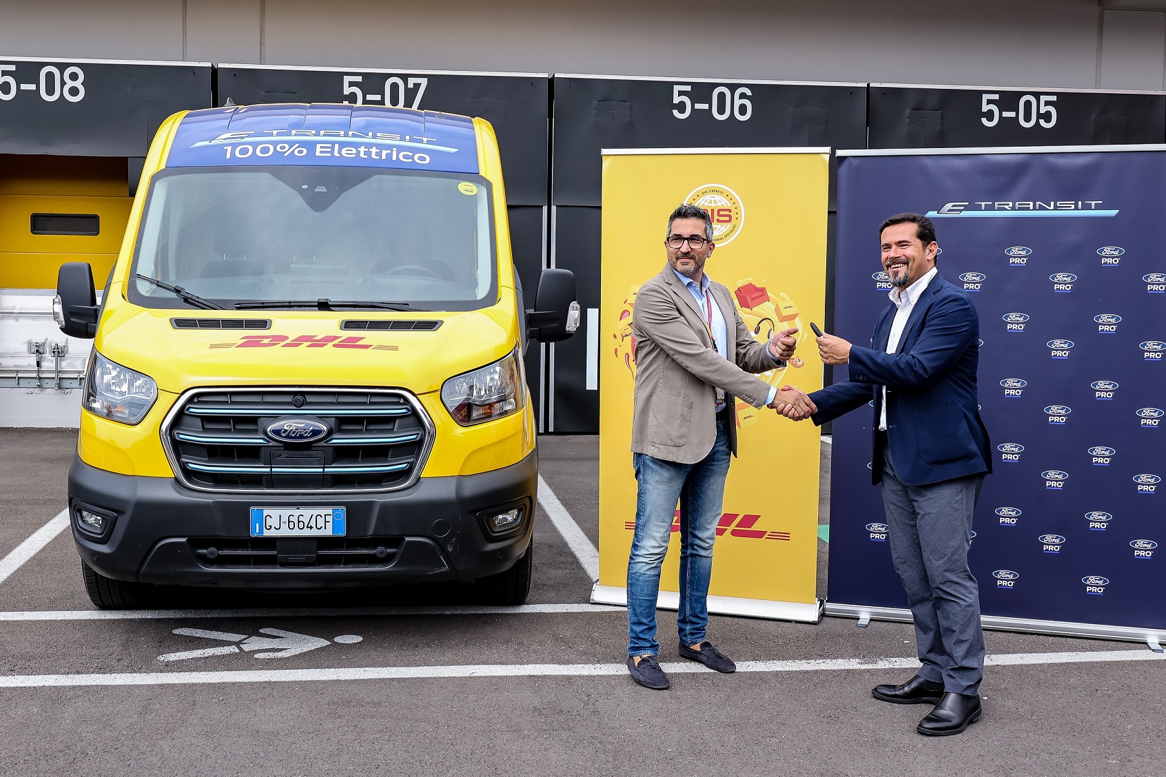 E Transit A DHL 1